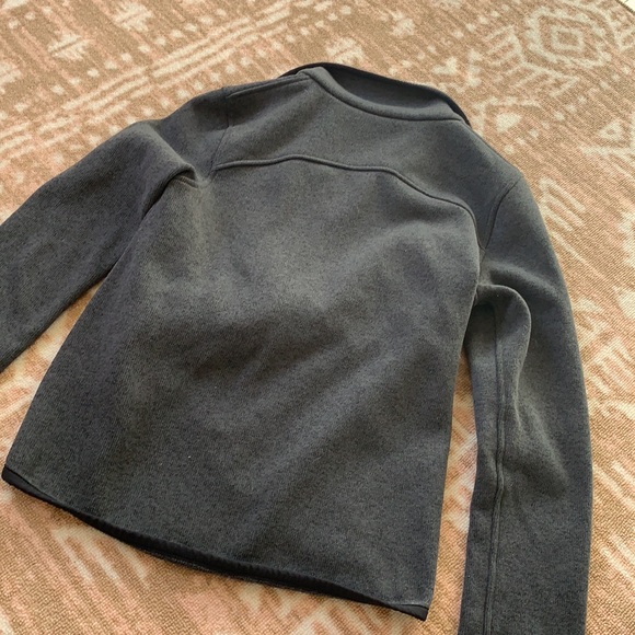 Lululemon grey black trim fleece jacket sz 4 - Picture 6 of 7